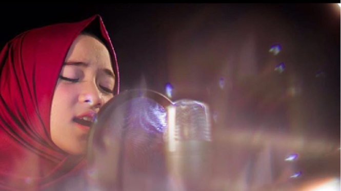 Beberapa Fakta Nissa Sabyan, Hijabers Cantik Yang Video Cover Lagunya Jadi Trending Di Youtube