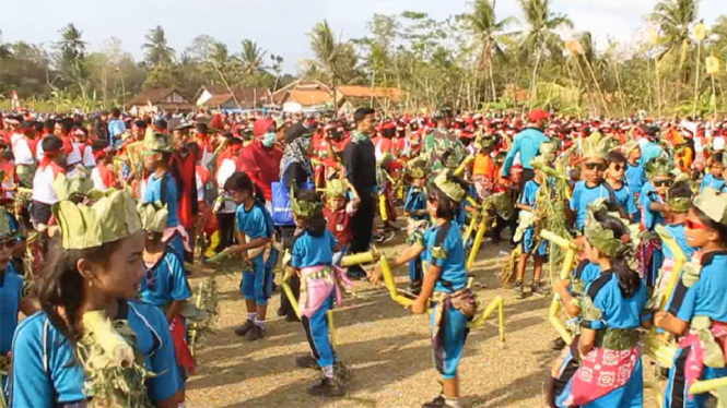 Grebeg Jatilan kuda Lumping Kolosal