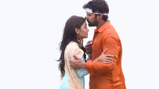 Sinopsis Takdir Lonceng Cinta 24 September 2018 Episode 74. Hari pertunangan Preeta dan Prithvi pun tiba. Keluarga Luthra tiba di aula Lonceng Cinta. Sarla meny
