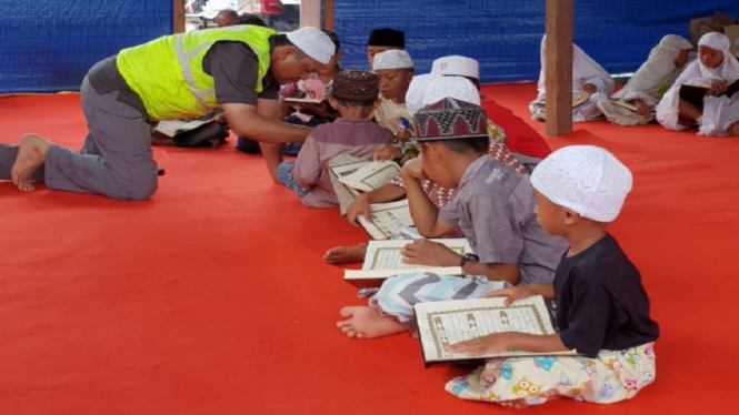 Dewan Masjid Indonesia Pusat Sebar Relawan Penghafal Al Qur’an di Tempat Pengungsian Sulteng