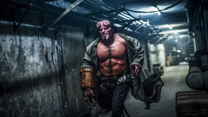 Tingkah Lucu 'Hellboy' Dalam Trailer Film Perdananya@._V1_SX1500_CR0,0,1500,999_AL_