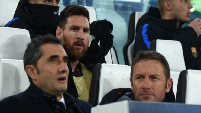 Lionel-Messi-bench