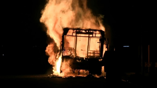 Bus Transjakarta Terbakar