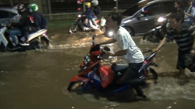 motor mogok terendam banjir