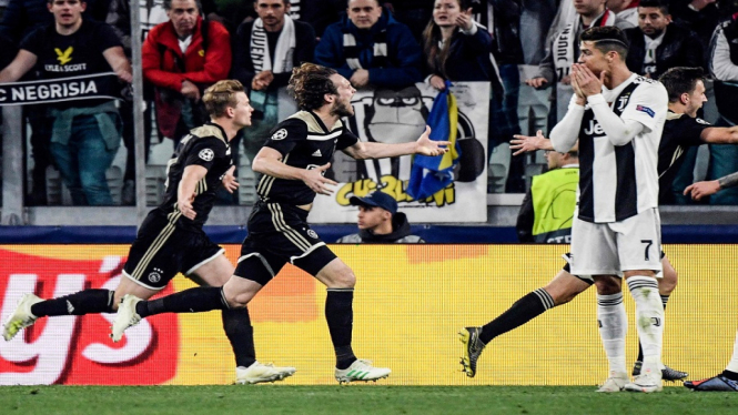Juventus 1-2 Ajax-Gol Cristiano Ronaldo tak mampu menyelamatkan Juve yang disingkirkan raksasa Belanda