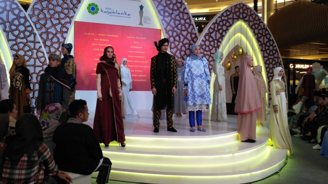 poppy dharsono dan ramadan runway 2020