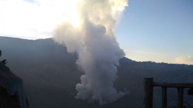 Gunung Tangkuban Parahu ditutup