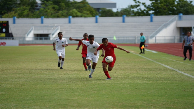 Timnas U-15 Indonesia saat bermain imbang 1-1 dengan Timnas U-15 Timor Leste