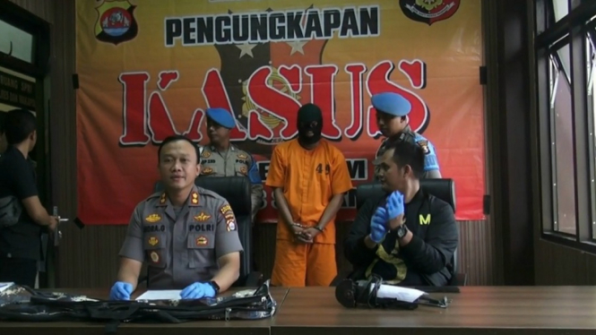 Polisi Tangkap Tersangka Pencuri Puluhan Motor Pecatan TNI