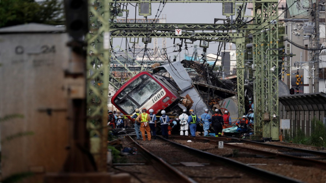 kecelakaan kereta Jepang dekat Tokyo