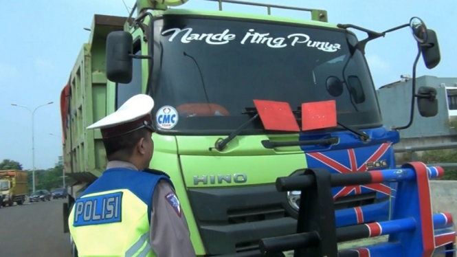 Polisi Masih Periksa Sopir Truk Penyebab Kecelakaan Beruntun di Bintaro