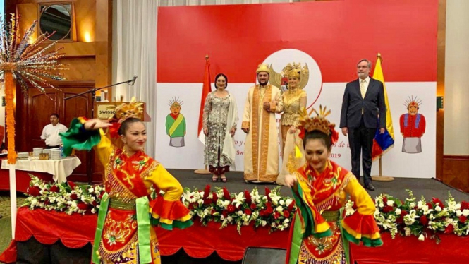Wonderful Indonesia Dalam Kehangatan Resepsi Diplomatik HUT ke 74 RI di KBRI Quito