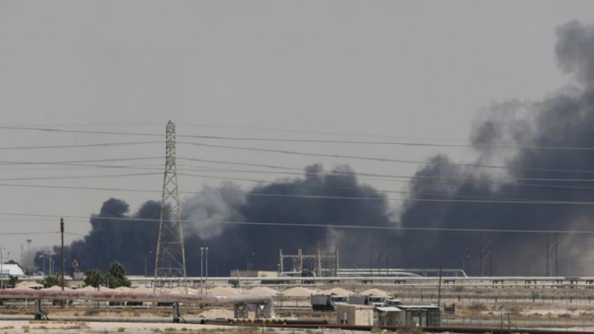 kilang minyak arab saudi diserang
