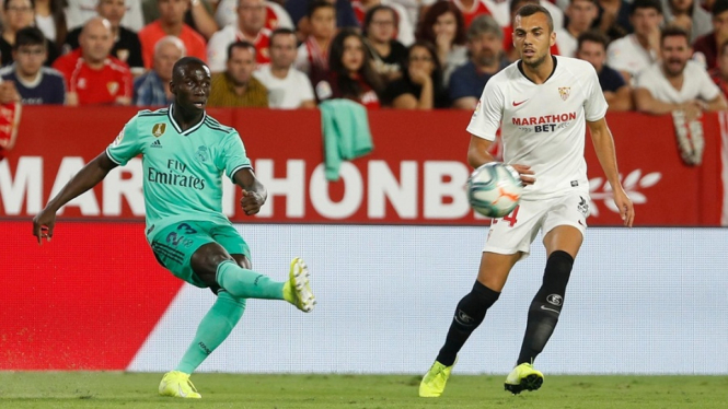 Mendy mengalami cedera paha kiri setelah bermain 90 menit dalam kemenangan 1-0 atas Sevilla, Minggu, 22 September