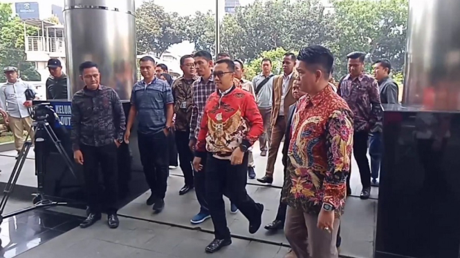 KPK Periksa Perdana Mantan Menpora Imam Nahrawi