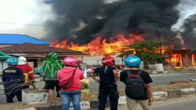 6 RUMAH WARGA TERBAKAR