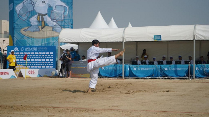 Karateka putri Indonesia, Nawar Kautsa Mastura gagal meraih medali pada World Beach Games 2019