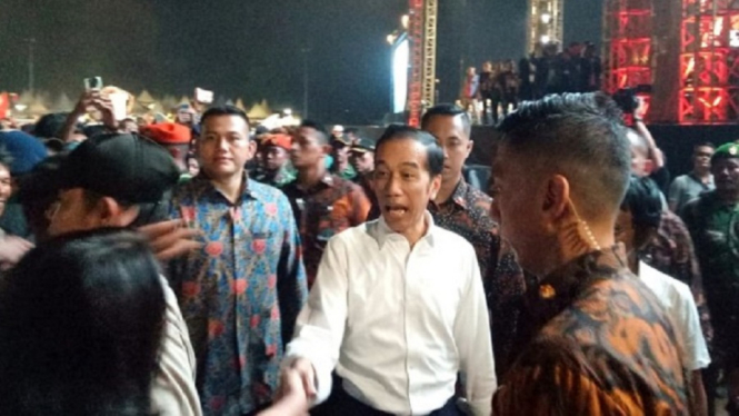 Presiden Jokowi menghadiri konser bertajuk Musik Untuk Republik (Foto Aria Pradanakumparan)