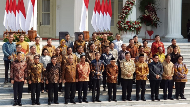 Ngakak! Skenario Sinetron Jokowi dan Komposisi Menteri