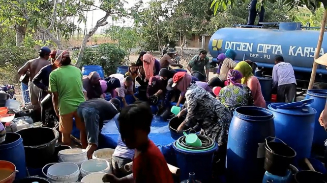 Musim kemarau masih melanda Pati, Jawa Tengah. Kini, wilayah krisis air bersih semakin meluas hingga mencapai 134 desa di 13 kecamatan.