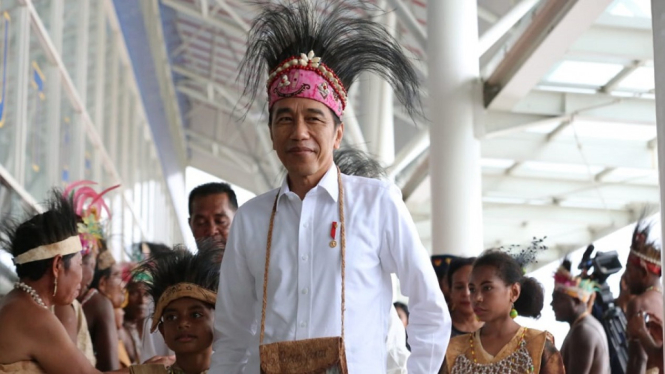 Presiden Joko Widodo Minta Waktu Dua Tahun untuk Bangun Bandara Arfak (Foto: Puspen Kemendagri)