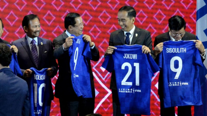Jersey Nomor 21 untuk Presiden Joko Widodo dan Indonesia. Mengapa 21?