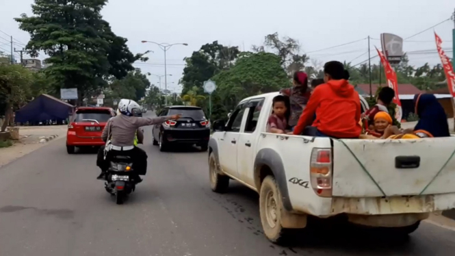 Polres Sarolangun Terlibat Aksi Kejar Mobil Bak Terbuka Bermuatan Anak-anak