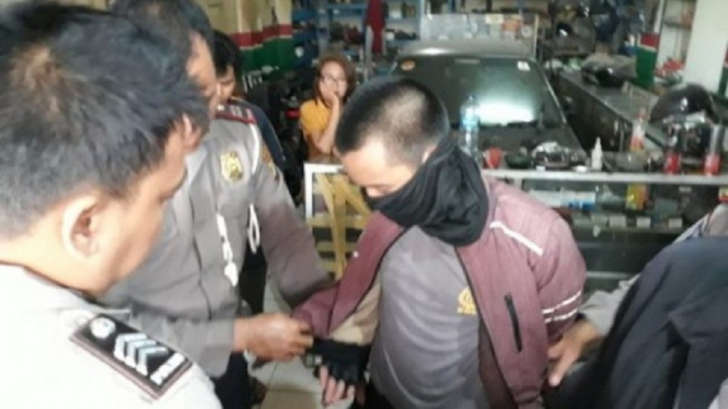 Anak SMP Nekat Jadi Polisi Gadungan Akhirnya Ditangkap Polisi Betulan (Foto Istimewa)