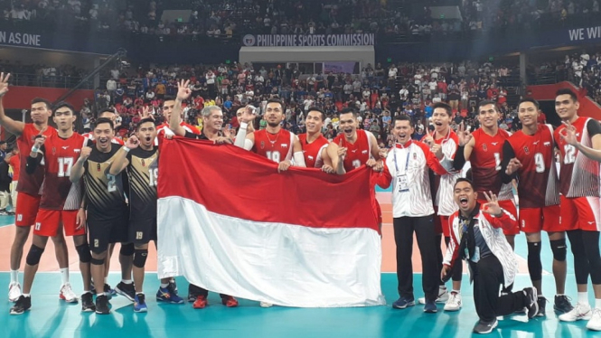 Tim bola voli indoor putra Indonesia merebut medali emas SEA Games 2019 usai menang 3-0 (25-21, 27-25, 25-17) atas tuan rumah Filipina