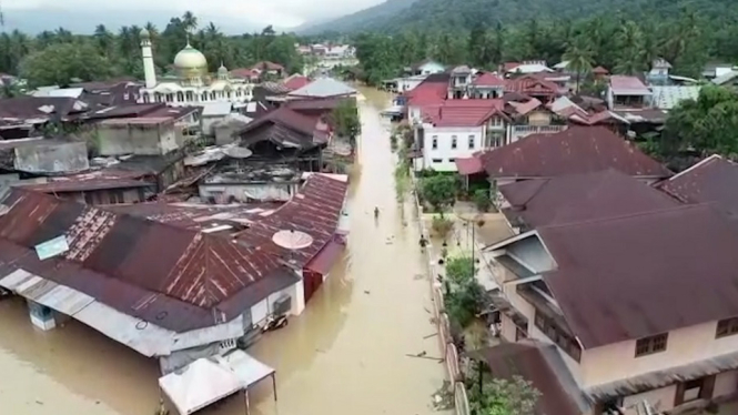 Ribuan Rumah di Solok Selatan Kebanjiran, Aparat Gabungan Evakuasi Warga