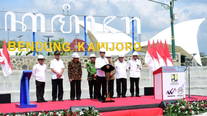 Presiden Jokowi Resmikan Bendungan Kamijoro di Kulon Progo, Yogyakarta (Foto: BPMI).