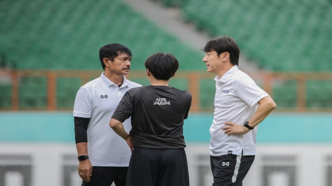 Shin Tae Yong dan Indra Sjafrie Timnas latihan hari ke 3