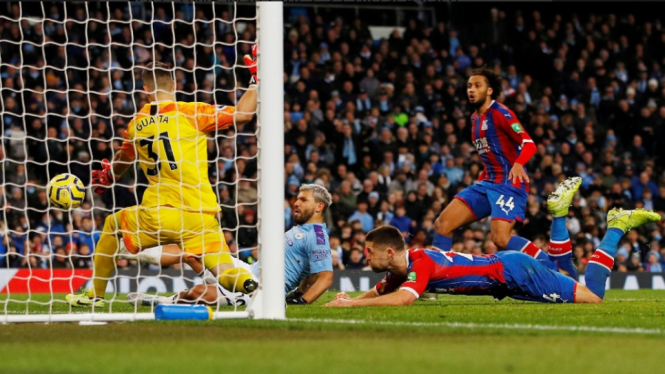 Gila-Gilaan, Drama Tersaji di Etihad Stadium, Palace Buyarkan Kemenangan ManCity (Foto Twitter @Premier League)