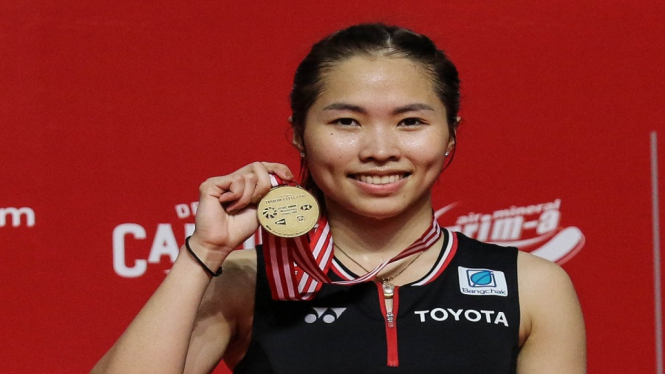 Intanon Juara Indonesia Master Tunggal Putri-5