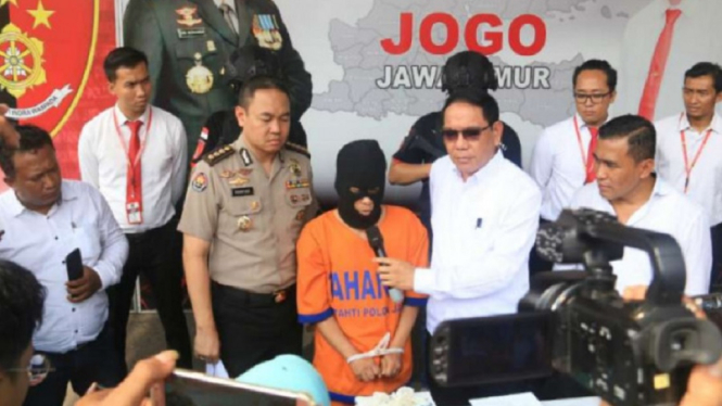 Cabuli 11 Remaja, Ketua Gay Tulungagung Diciduk Polisi (Foto vivanews.com)