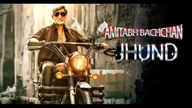 Mega Bintang Bollywood Amitabh Bachchan Ingat Pikiran Sang Ayah Jelang Rilis Fim Barunya (Foto Tangkap Layar Youtube)