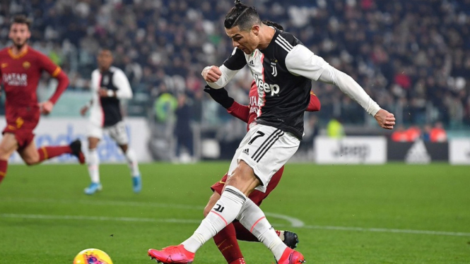 Cristiano Ronaldo bertekad mencatatkan gol ke-20, saat Juventus menghadapi tuan rumah Napoli dalam laga Liga Italia akhir pekan ini.