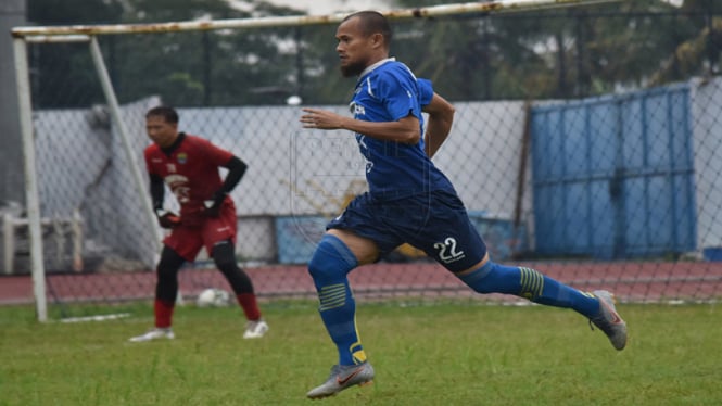 supardi Latihan perdana bersama skuat Persib di arcamanik