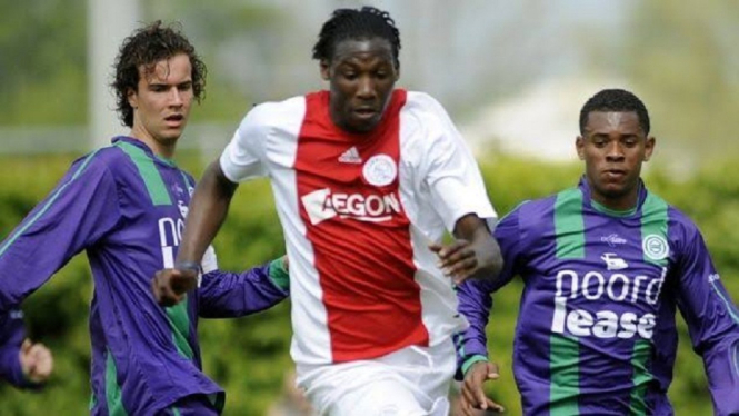 Persib Bandung Incar Striker Ex Ajax Amsterdam Untuk Menggantikan N'douassel