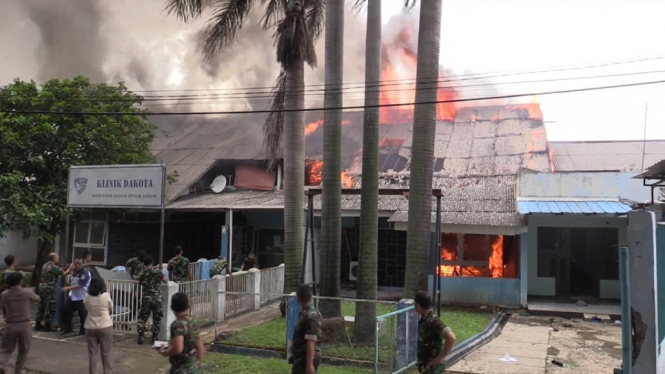Klinik Medis Dakota dan 3 Unit Rumah di Pancoran Jakarta Selatan Dilalap Api