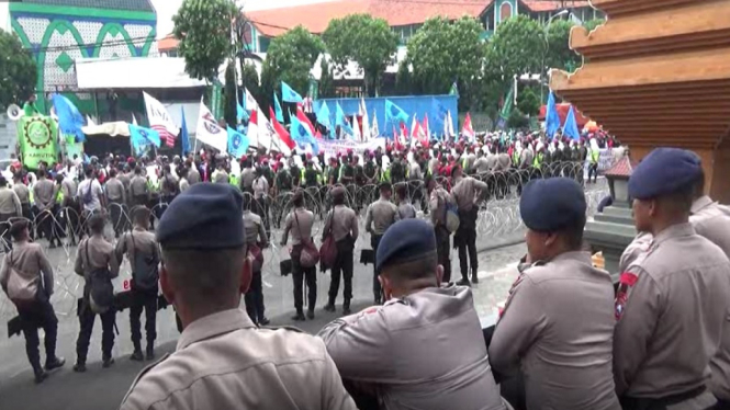 SERIBU BURUH.SURABAYA