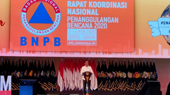 jokowi di rapat bnpb