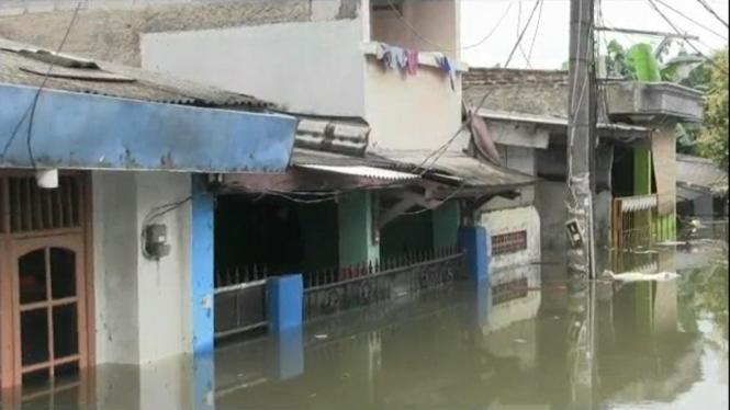 BANJIR MULAI SURUT