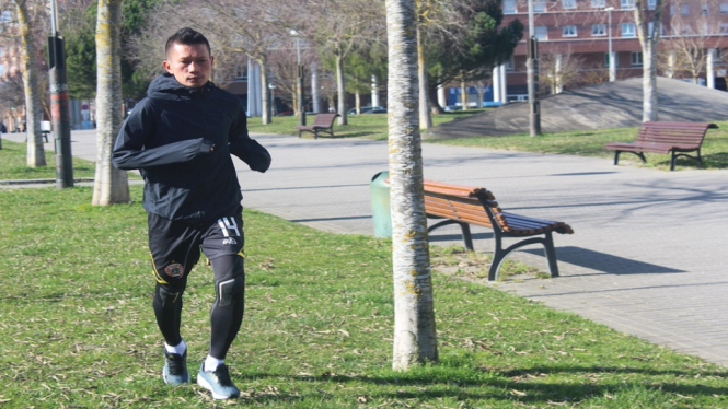 Ismed Latihan Fisik di Alaves