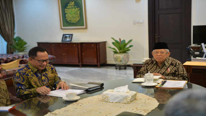 Mendagri Tito Karnavian Bahas Toleransi Kerukunan Beragama Saat Pertemuan Bersama Wapres (Foto Puspen Kemendagri)