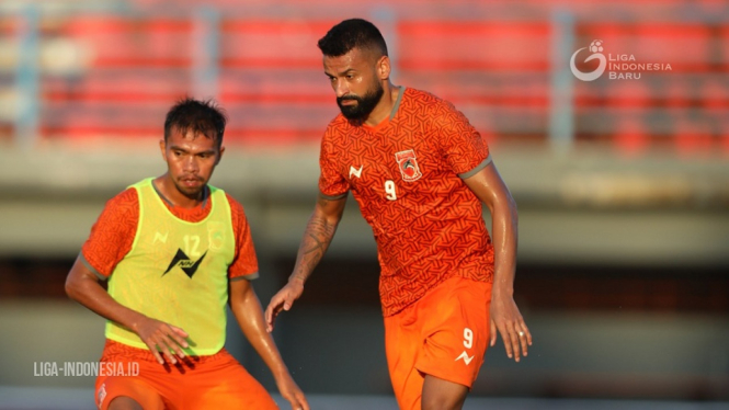 striker asing Borneo FC Francisco Torres Latihan Pra Musim