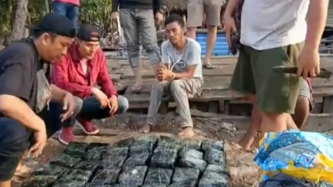 Polda Riau Ungkap Peredaran Sabu 35 kilogram Asal Malaysia