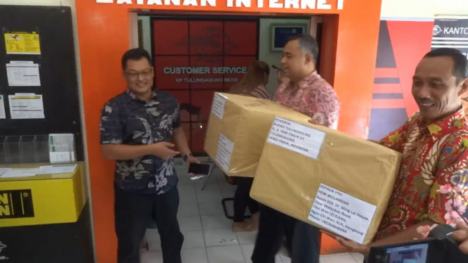 BANTUAN MASKER TULUNG AGUNG