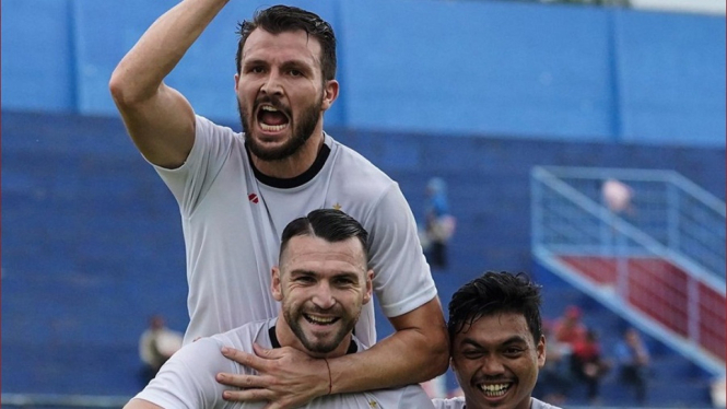 Piala Gubernur Jatim 2020 - Marko Simic kembali cetak gol, Persija ke semifinal usai kalahkan Sabah FA 2-0