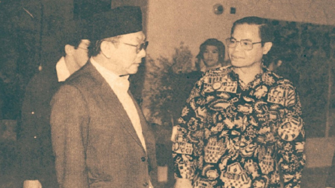 HUT Kelompok Usaha Bakrie ke-78, H. Achmad Bakrie di Mata Achmad Tahir (Foto Perpustakaan Bakrie)